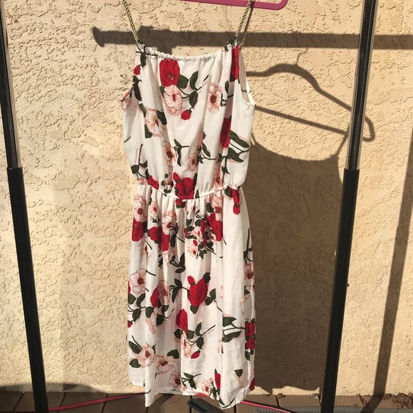 White floral dress with gold cord straps - Picture 2 of 5